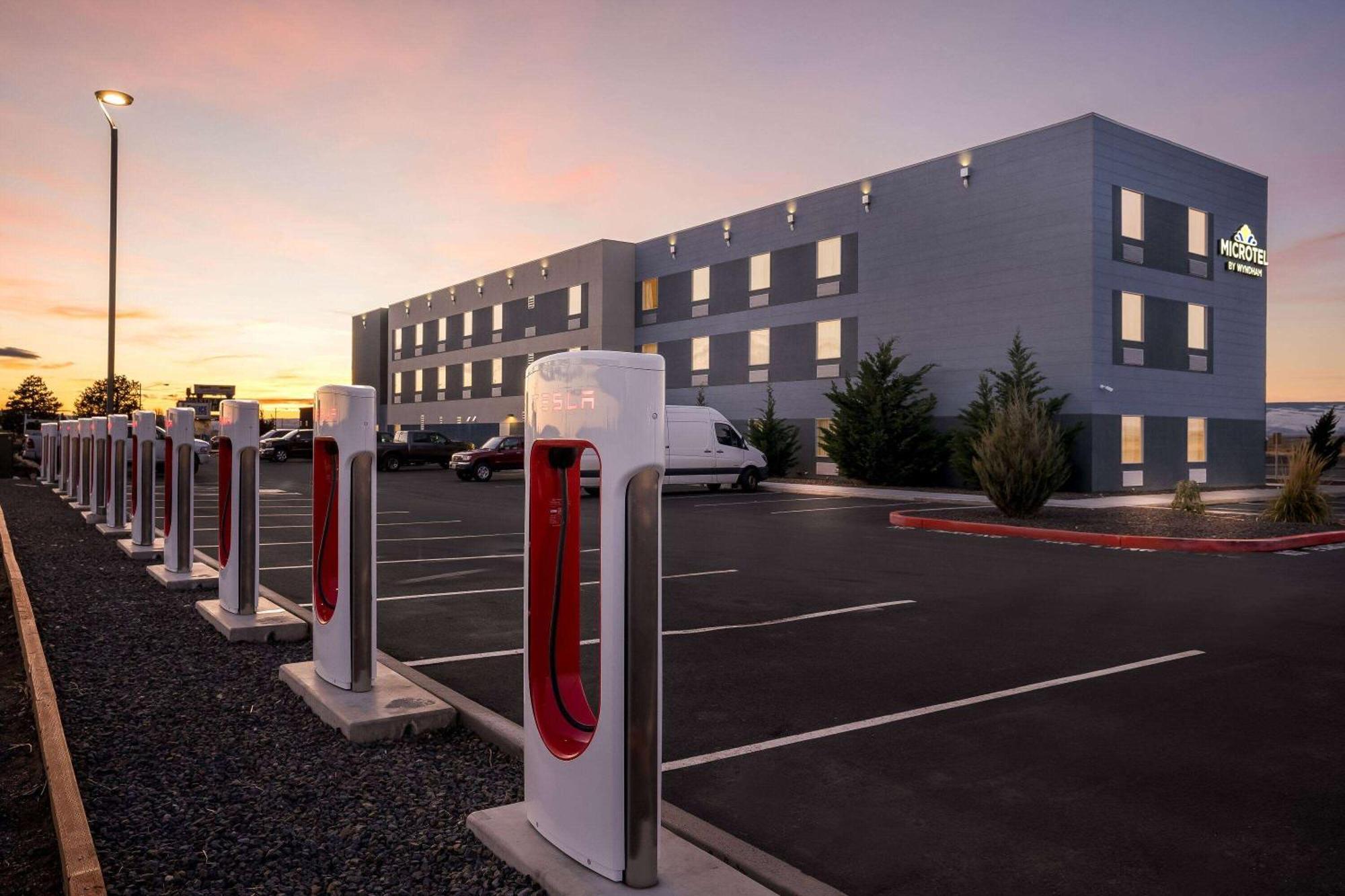 Holiday Inn Express & Suites George - Quincy South By Ihg Exteriér fotografie