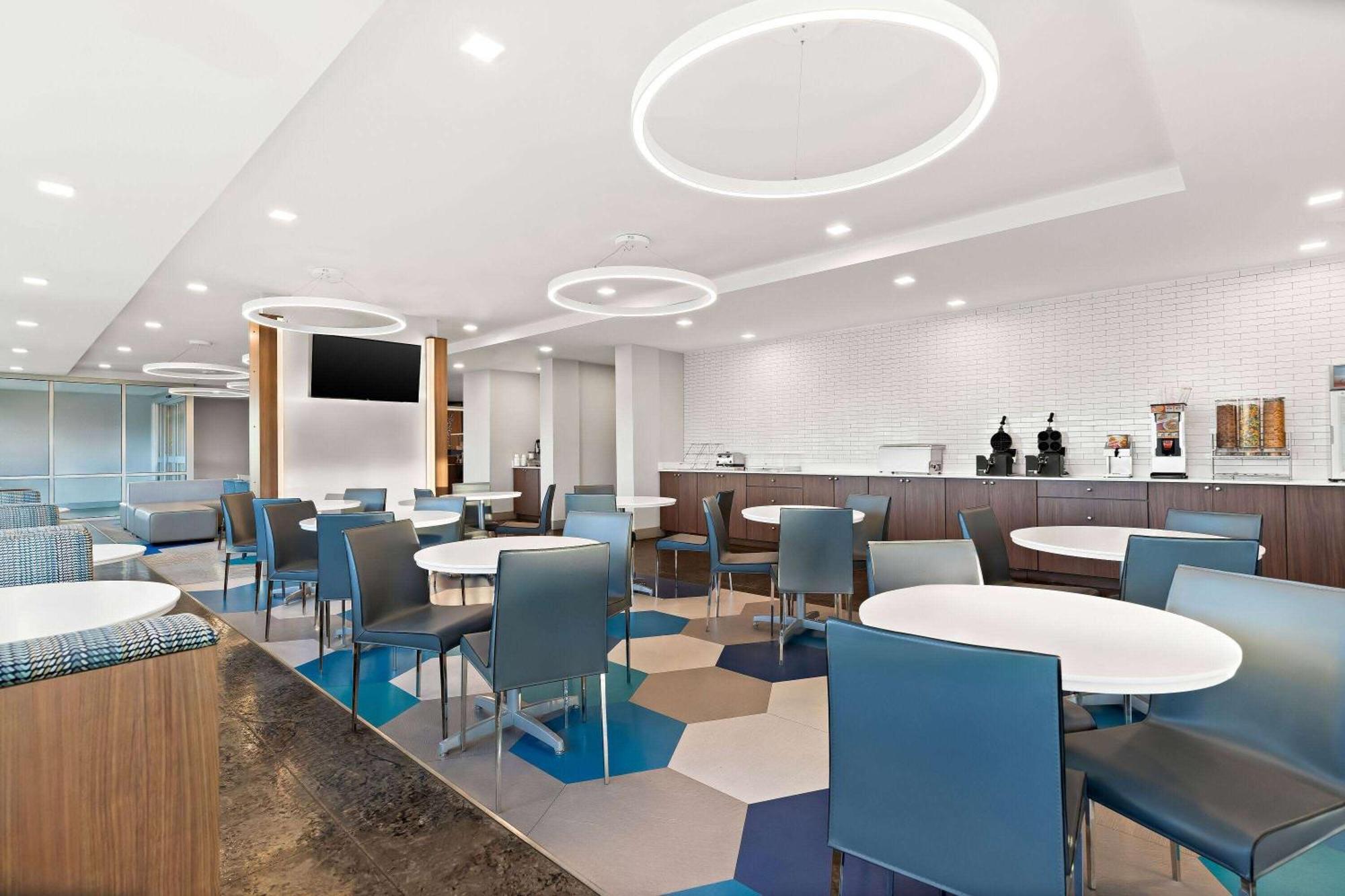 Holiday Inn Express & Suites George - Quincy South By Ihg Exteriér fotografie