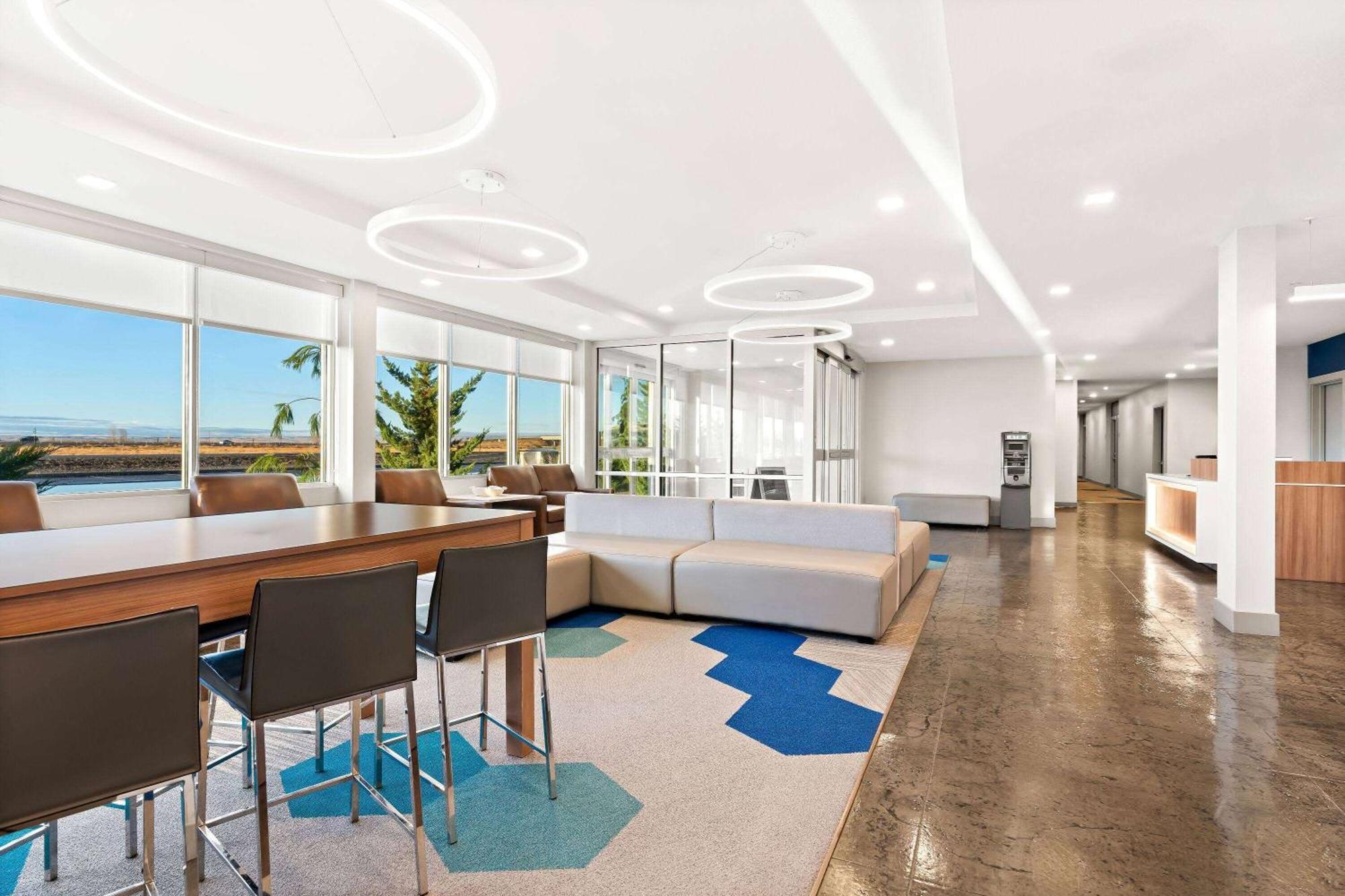 Holiday Inn Express & Suites George - Quincy South By Ihg Exteriér fotografie