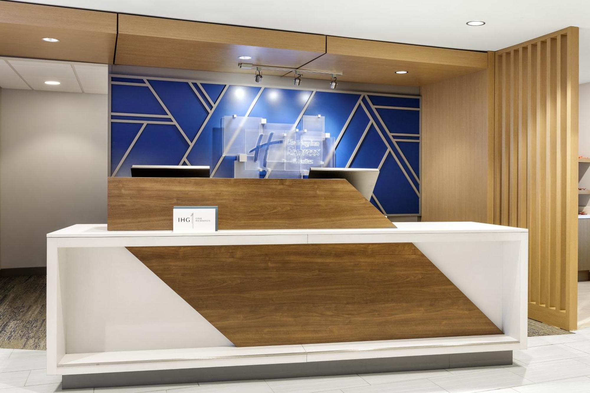 Holiday Inn Express & Suites George - Quincy South By Ihg Exteriér fotografie